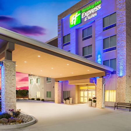 Holiday Inn Express & Suites Litchfield By Ihg Extérieur photo
