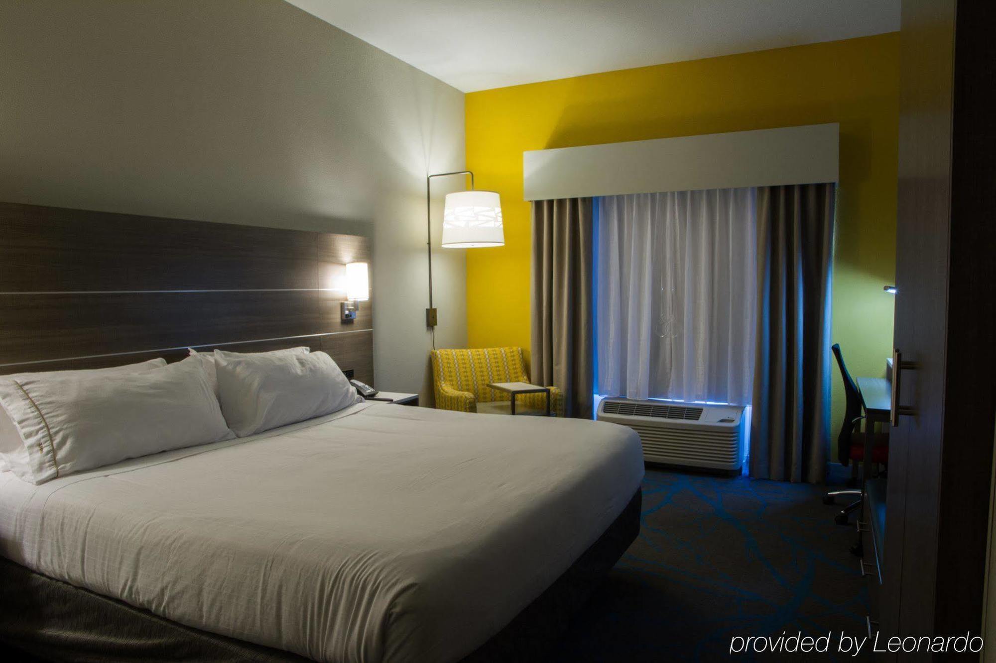 Holiday Inn Express & Suites Litchfield By Ihg Extérieur photo