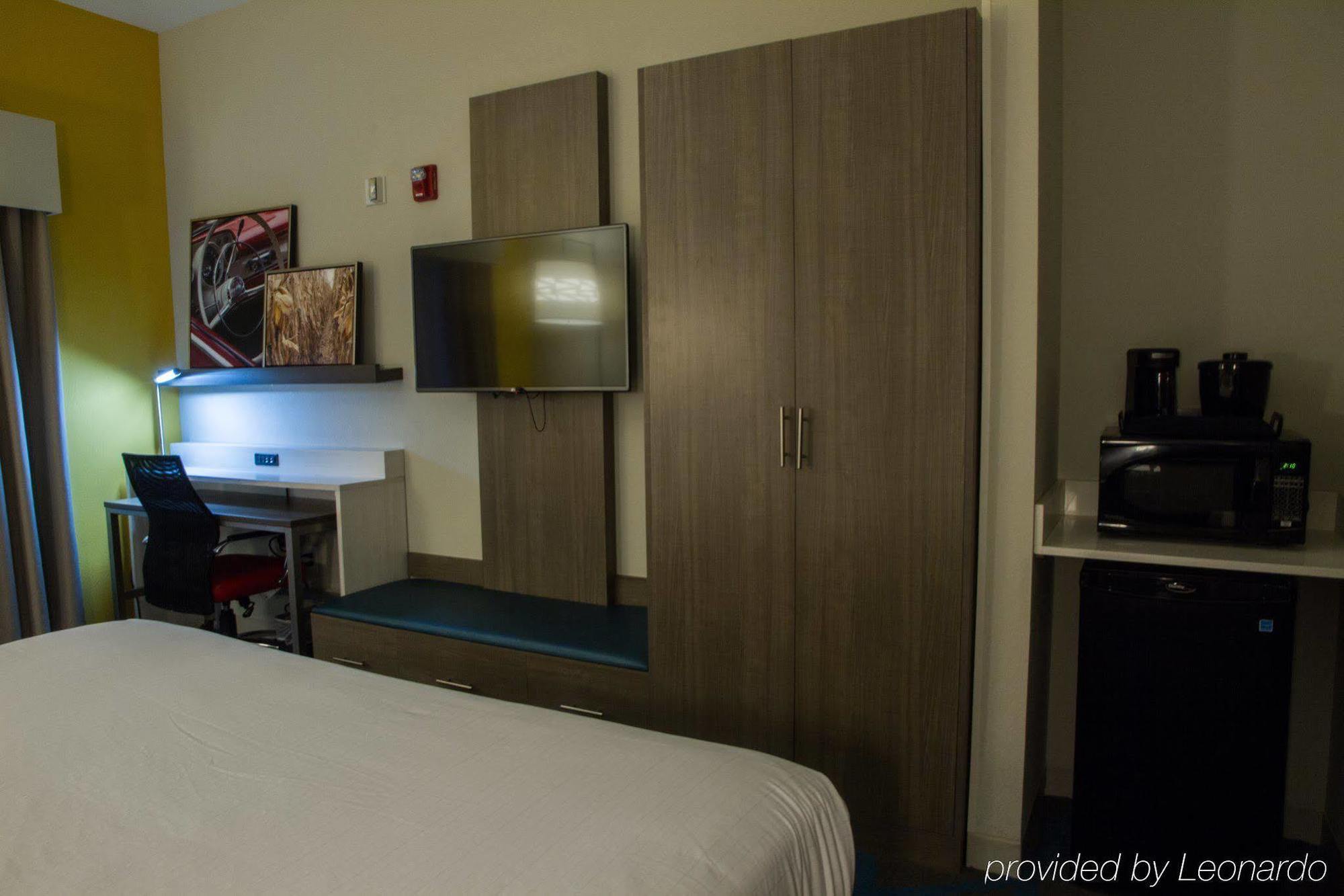 Holiday Inn Express & Suites Litchfield By Ihg Extérieur photo