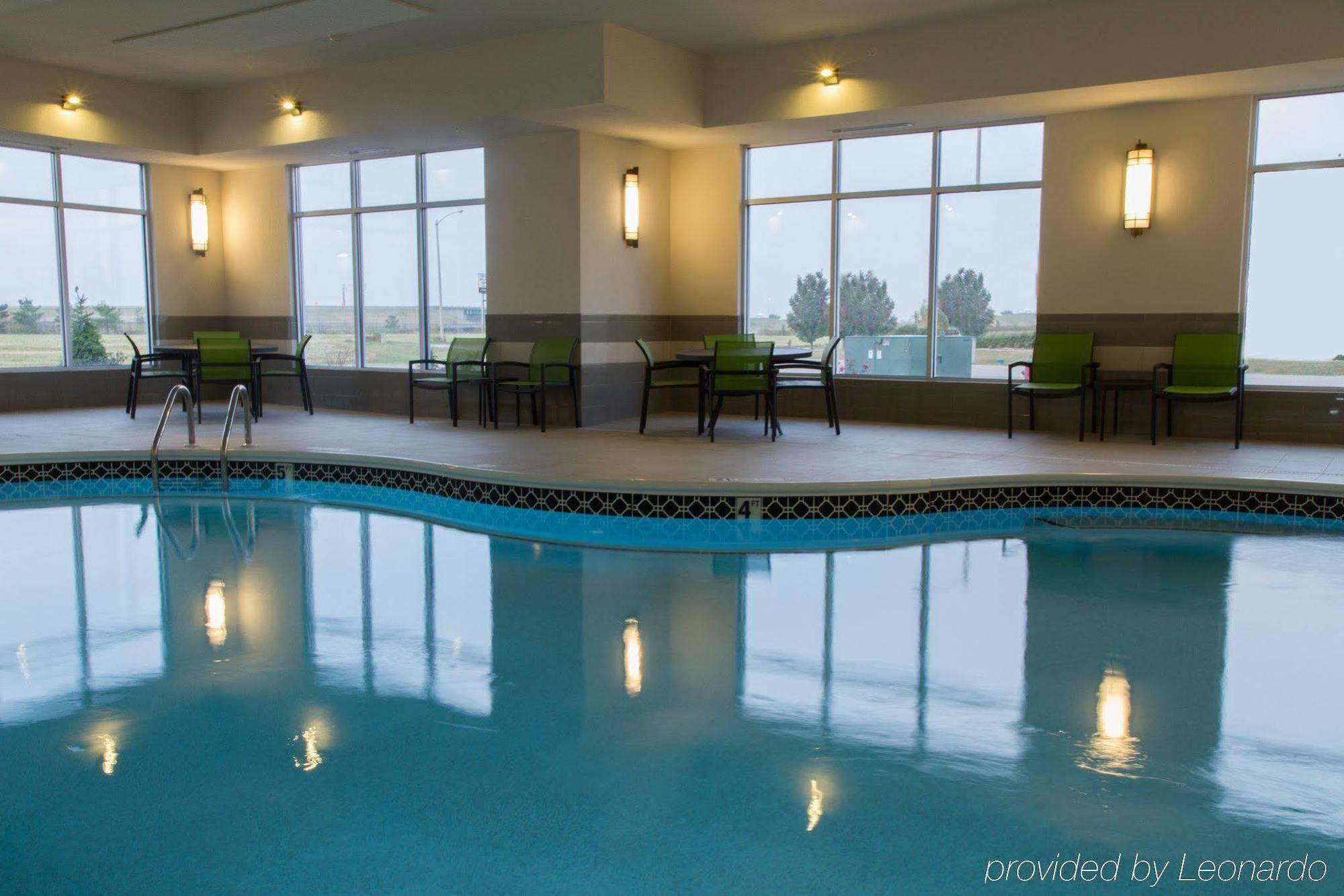 Holiday Inn Express & Suites Litchfield By Ihg Extérieur photo
